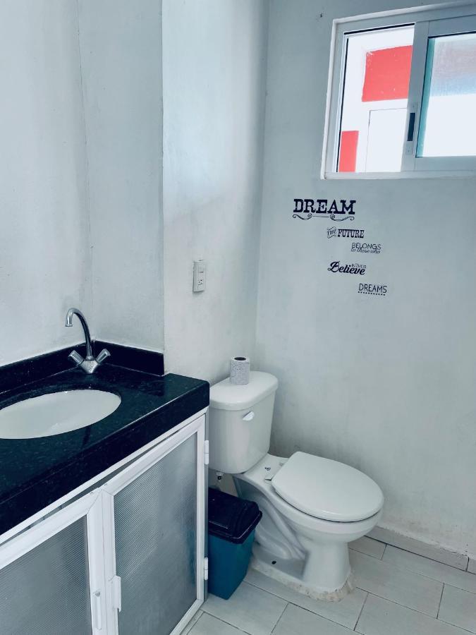 Punta Me Apartments & Rooms Near The Punta Sam Ferry Beach 칸쿤 외부 사진